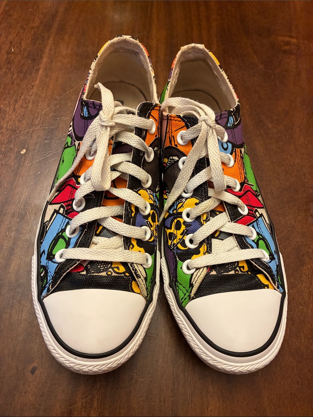 Converse Chuck Taylor All Star Sticker low top sneaker. Graffiti and comic print